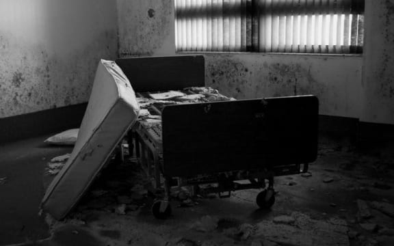 Psycho V Nemocnici [Psycho In The Hospital]