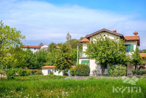 Soba Pobega ‘kosovelova Enigma’ [Escape Room ‘kosovel’s Enigma’] [Outdoor]