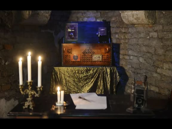 Kistan Av Bortglömda Legender [Chest Of Forgotten Legends]