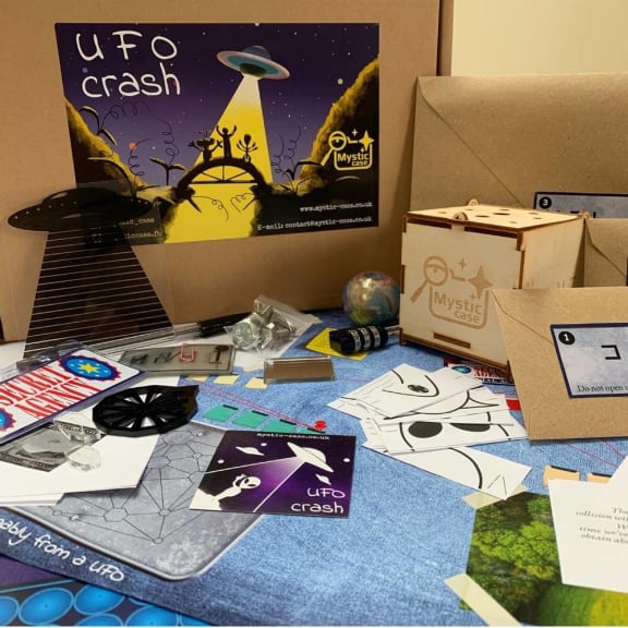UFO Crash box