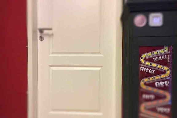 Dubiose Spielchen [Dubious games]