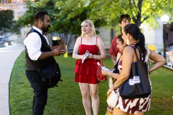 Clue - A Walking Mystery [Outdoor]