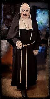 Creepy Trails of the Unforgotten Mistress