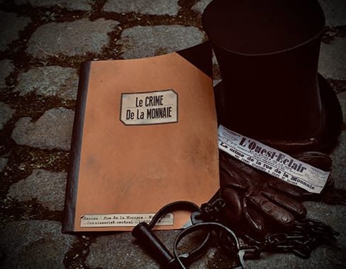 Crime De La Monnaie [Currency Crime] [Outdoor]