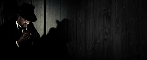 Escape Tommy Two Thumbs [Outdoor]