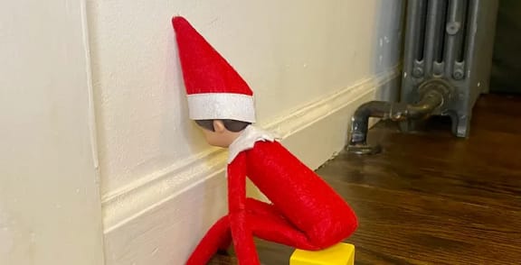 Holiday Puzzle Hunt: It's A Mediocre Life