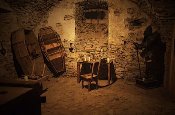 Das Geheimnis des Kristallschädels - Reloaded" [The Mystery of the Crystal Skull - Reloaded"]