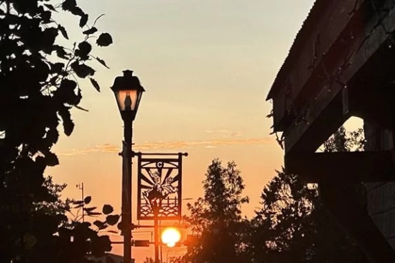 The Golden Map [Outdoor]