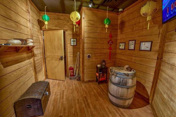 Main image for Escapology - Crystal Coast