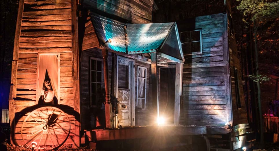 Haunted Hayride/Barn