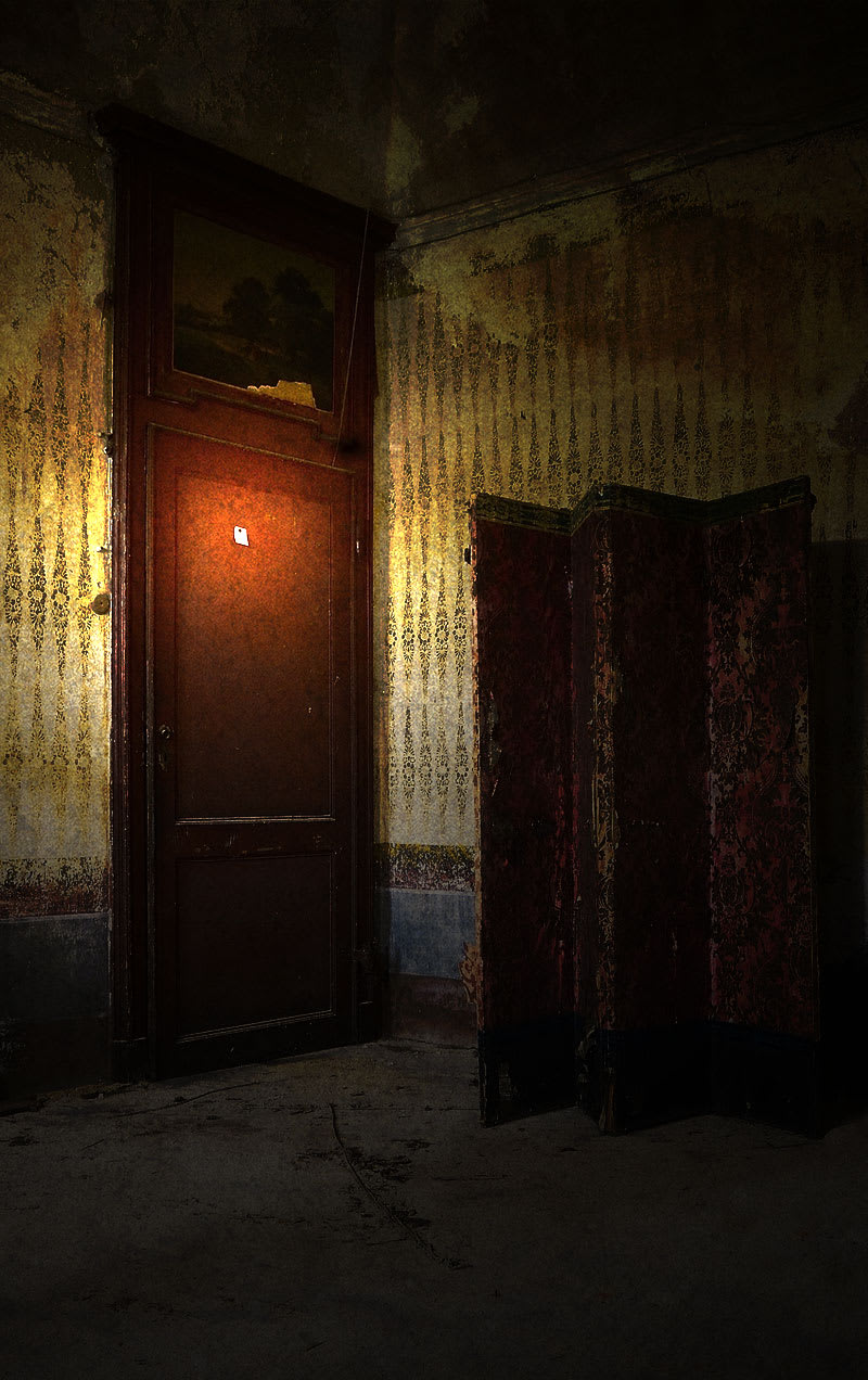 La Casa Maledetta [The Cursed House]