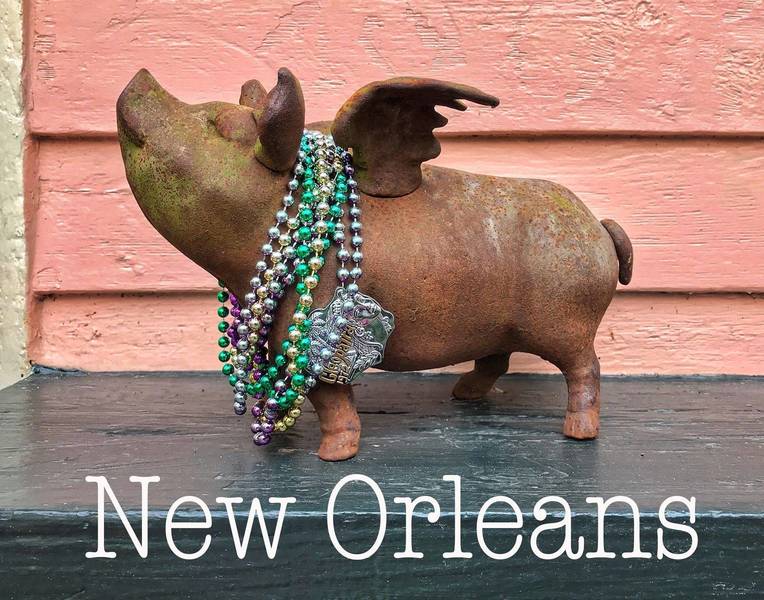 Mardi Gras Masquerade Murder Mr E Room