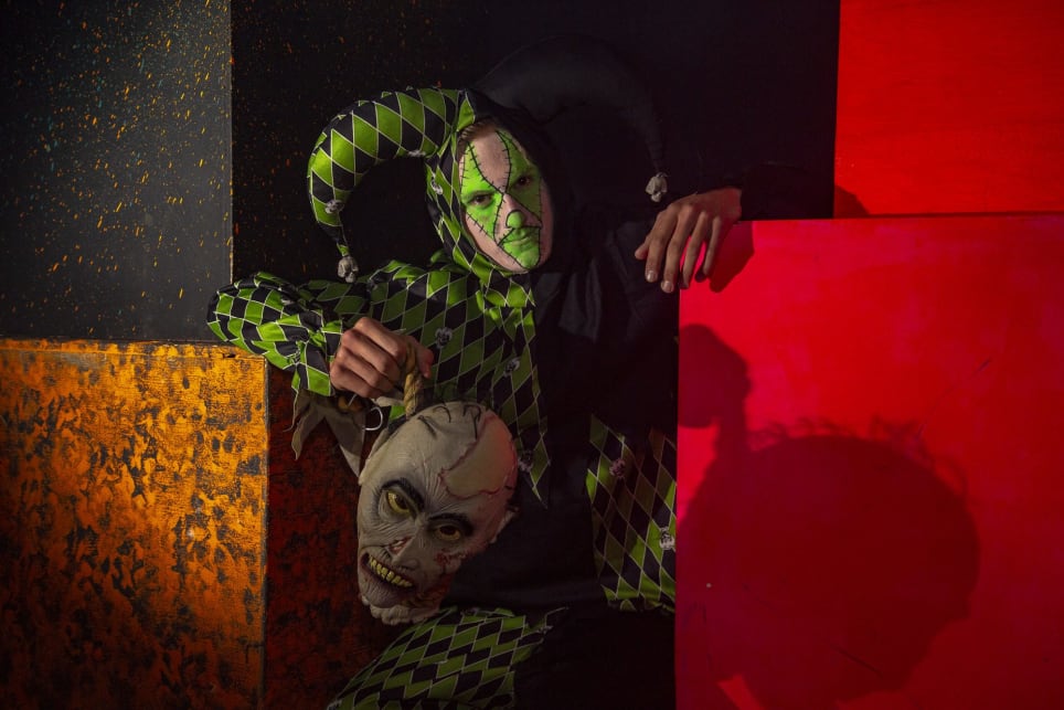 Clown Invasion in 3D