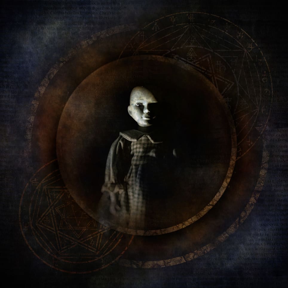 La Clinica delle Bambole [The Doll Clinic]