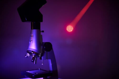 Genie & Wahnsinn: Das tickende Geheimnis prev. Metall & Pikrinsäure