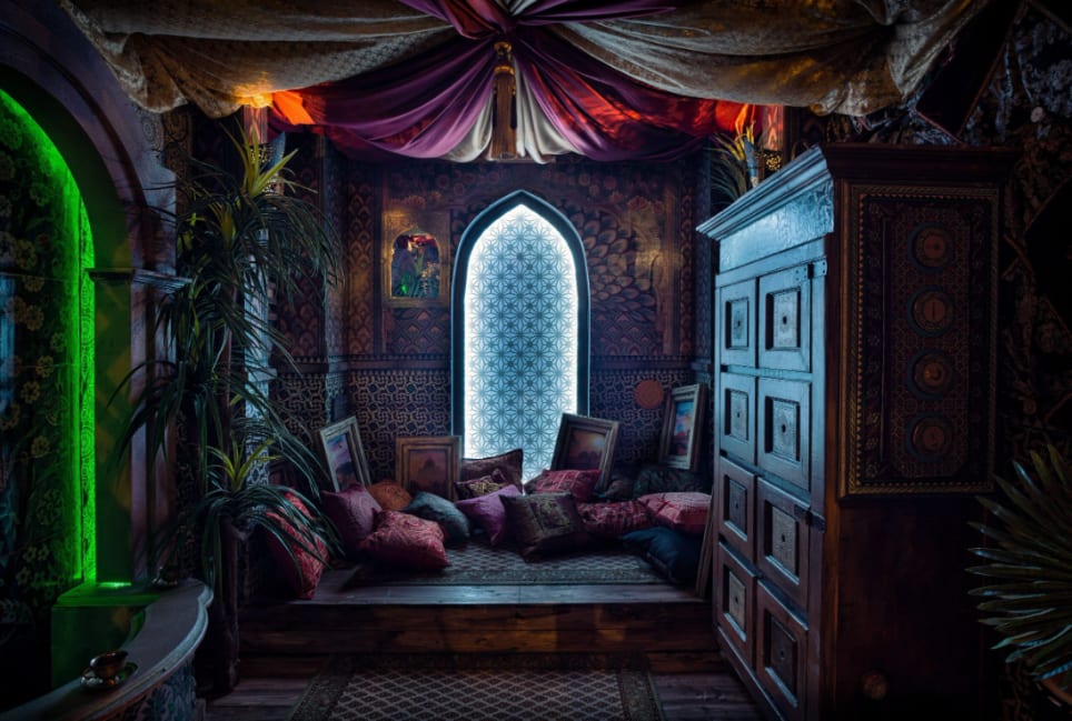 Aladdin and the Magic Lamp