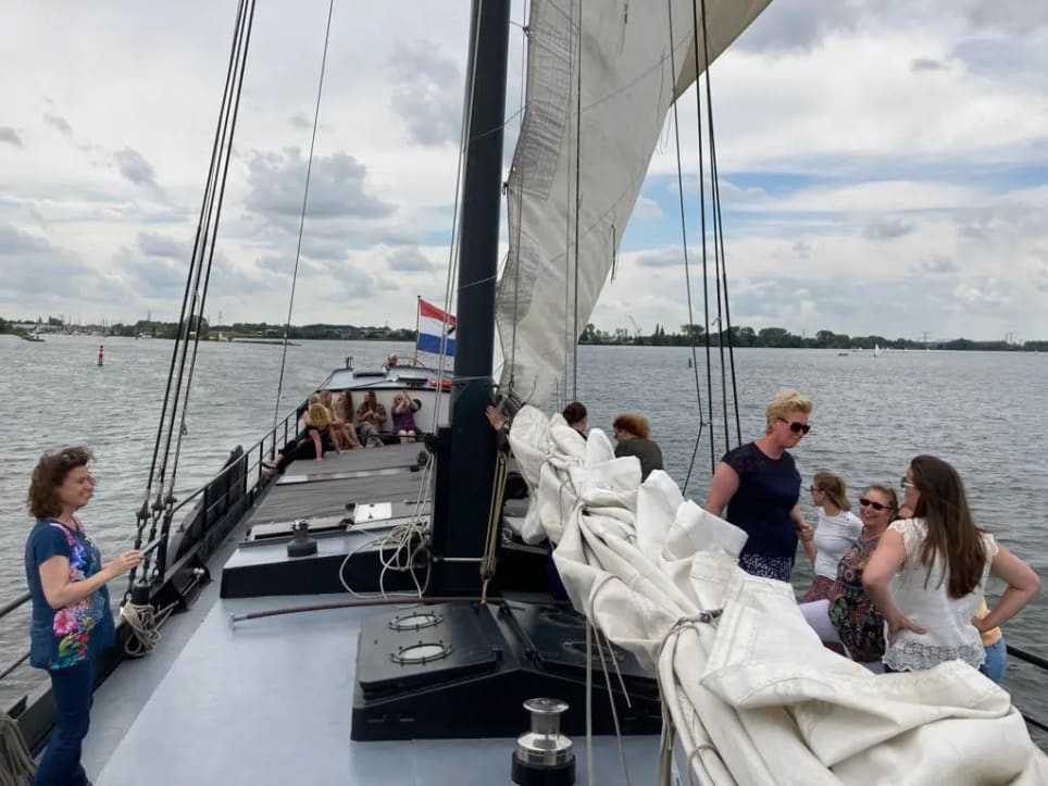 Zeilen met Escape Room aan Boord [Sailing with Escape Room on Board]