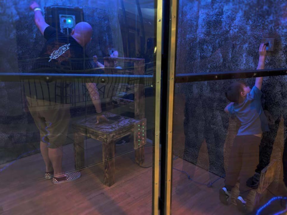 Conquer the Chamber - A Sinking Situation