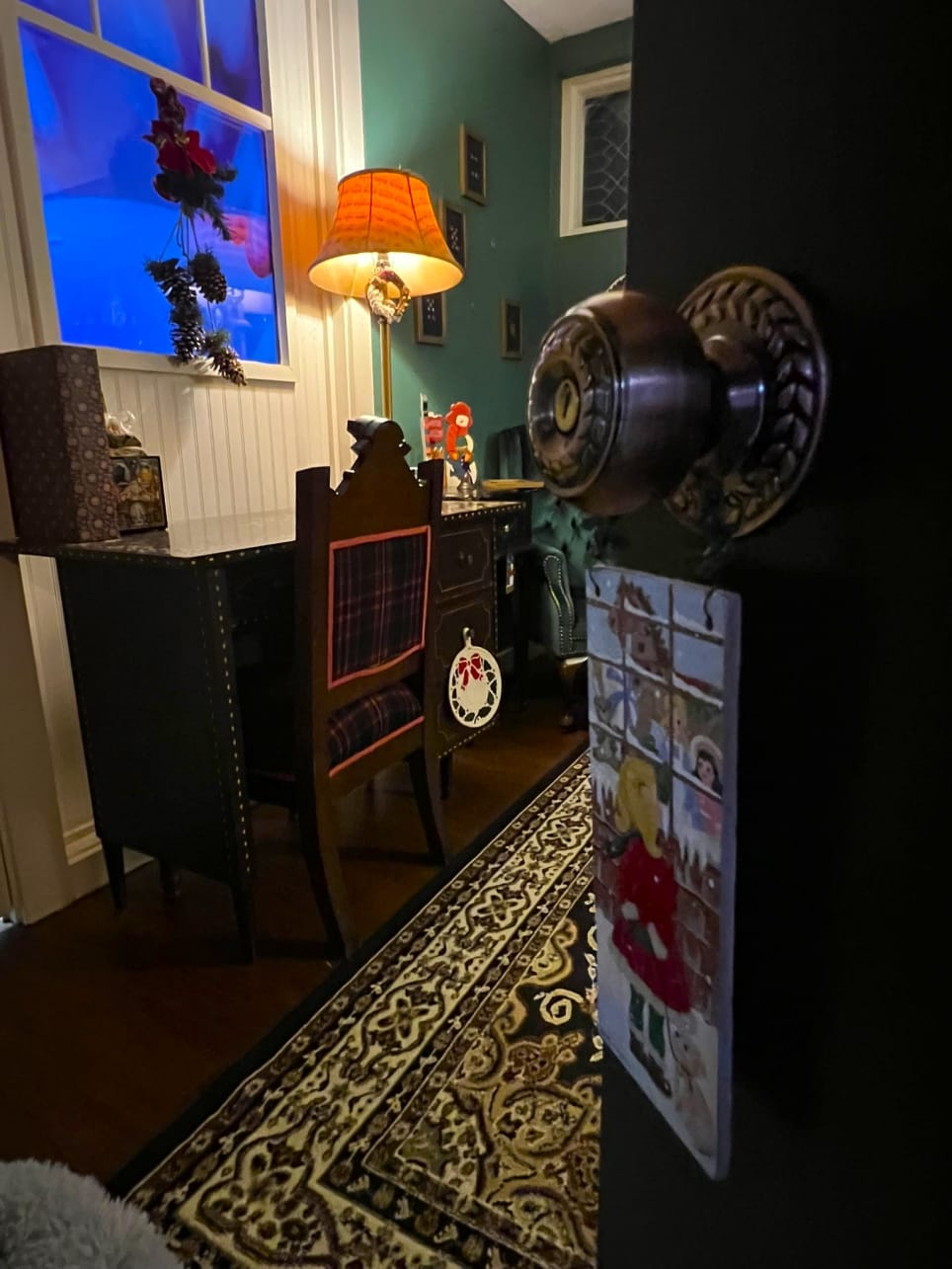 Finding Frosty: A Happy, Jolly Christmas Caper