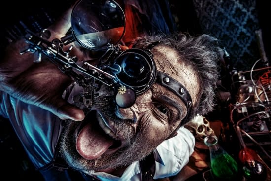 Szalony Naukowiec [Crazy Scientist]