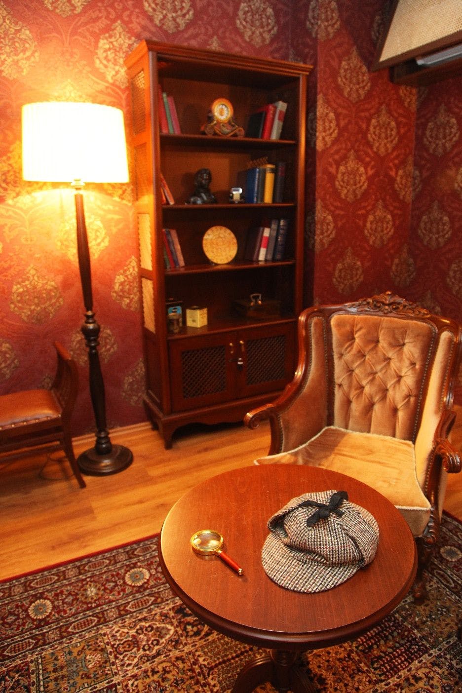 Le Bureau Du Professeur Pasteur [The Office Of Professor Pasteur]