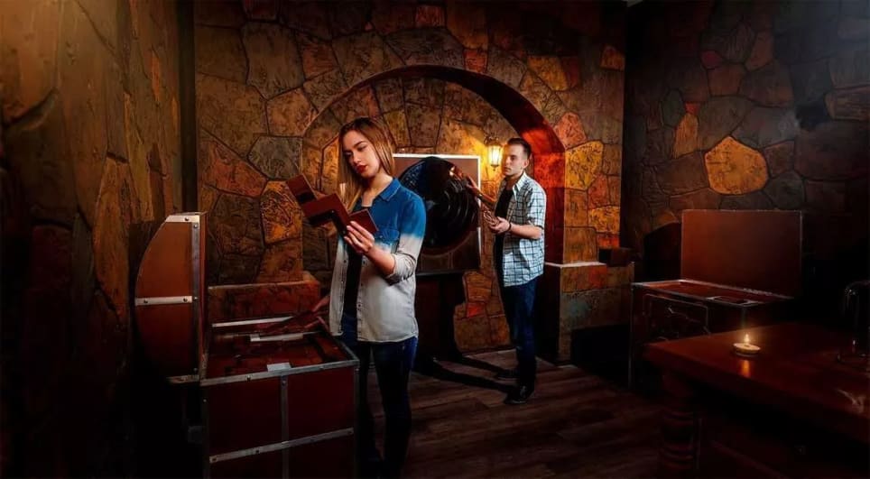 Tesla Vs Da Vinci - Geheimniss [Leonardo]