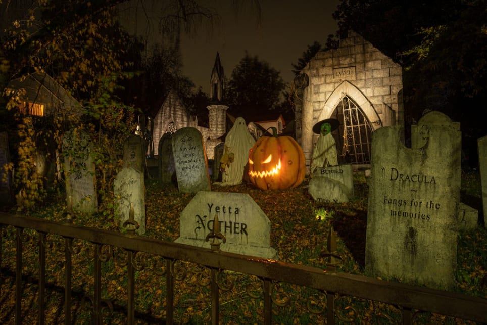 Davis Graveyard