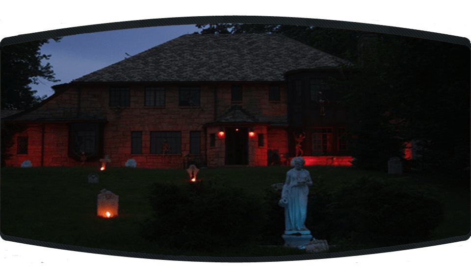 Demon House - Christmas Haunt