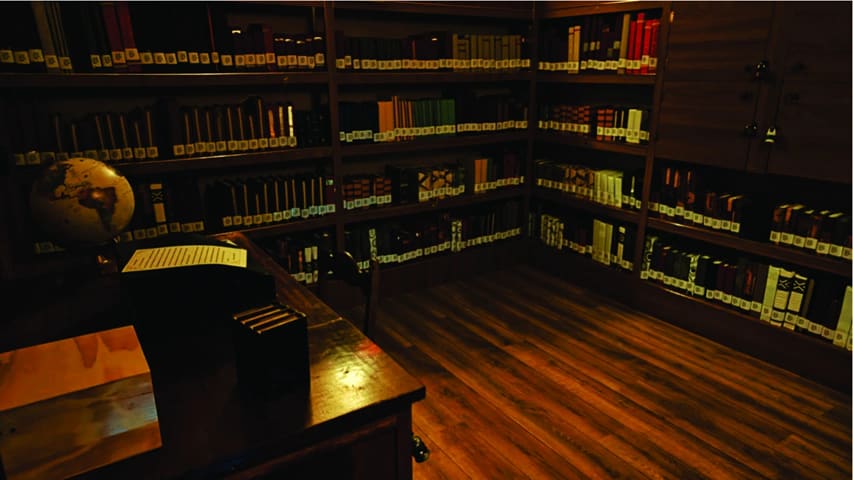 Mistério na Biblioteca [Mystery in the Library]