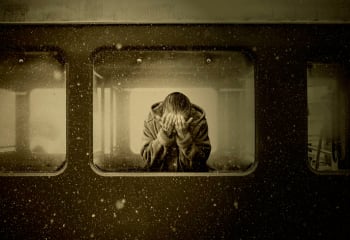 La Huida. El tren [The Escape. The train]