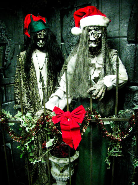 Castle Blood Cryptmas: Deck the Halls