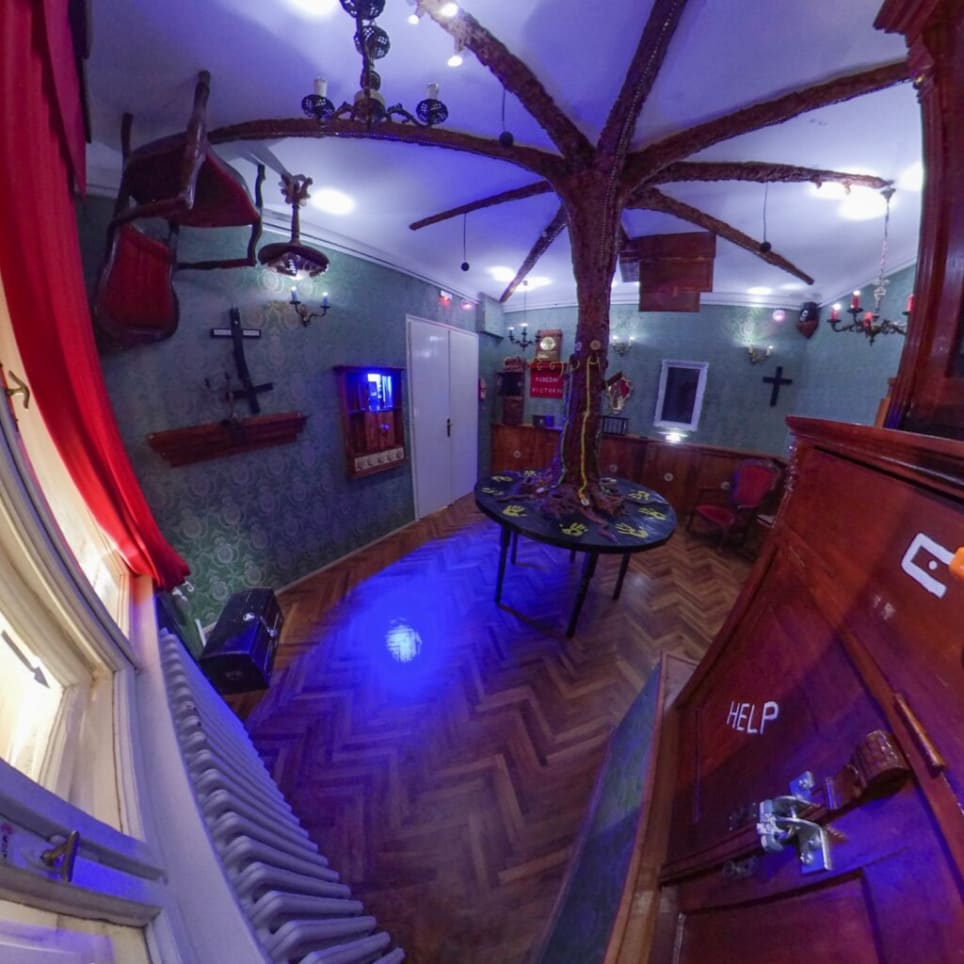 Ukleta Soba [The Haunted Room]