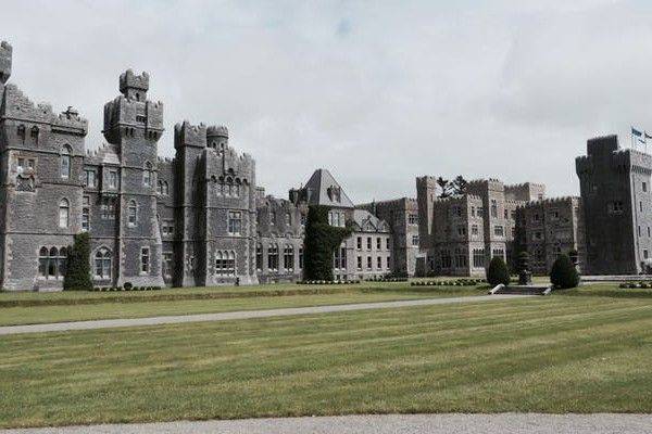 Poisoning at the Palace