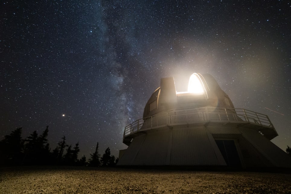 Mystère à l'Observatoire [Mystery at the Observatory]