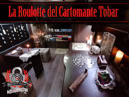 La Roulotte Del Cartomante Tobar [The Cartomaner Tobar]