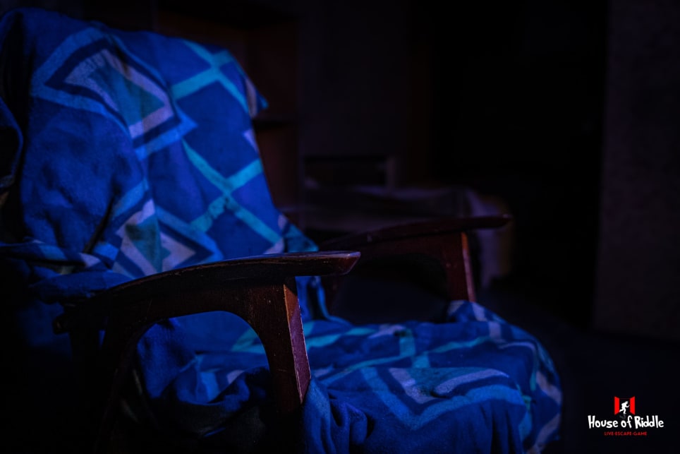 Zimmer 217 [Room 217]