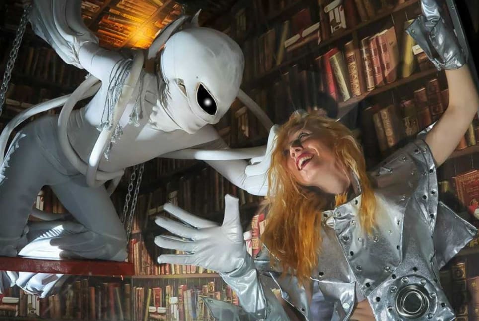 Черная Дыра [Black Hole]