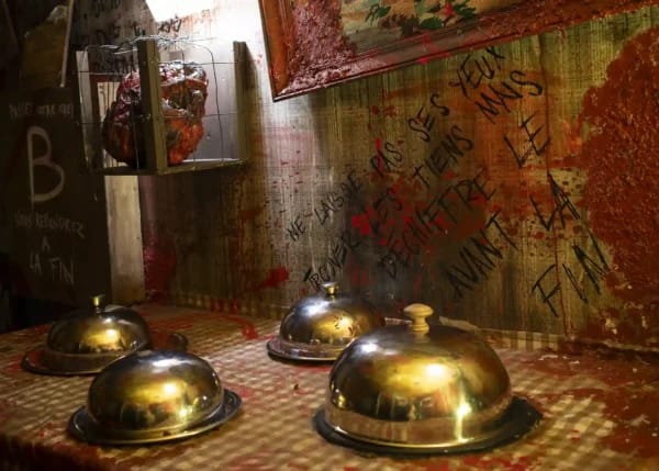 2222: La Chambre du Psychpathe 2 [2222 The Psychopath's Room 2]