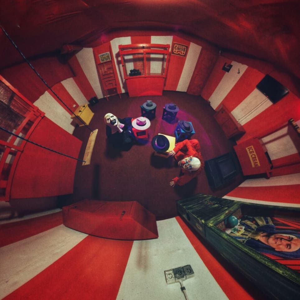 Cirkus Ludog Klovna [Circus of the Mad Clown]