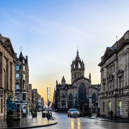 Thursday Murder Pubs [Outdoor]