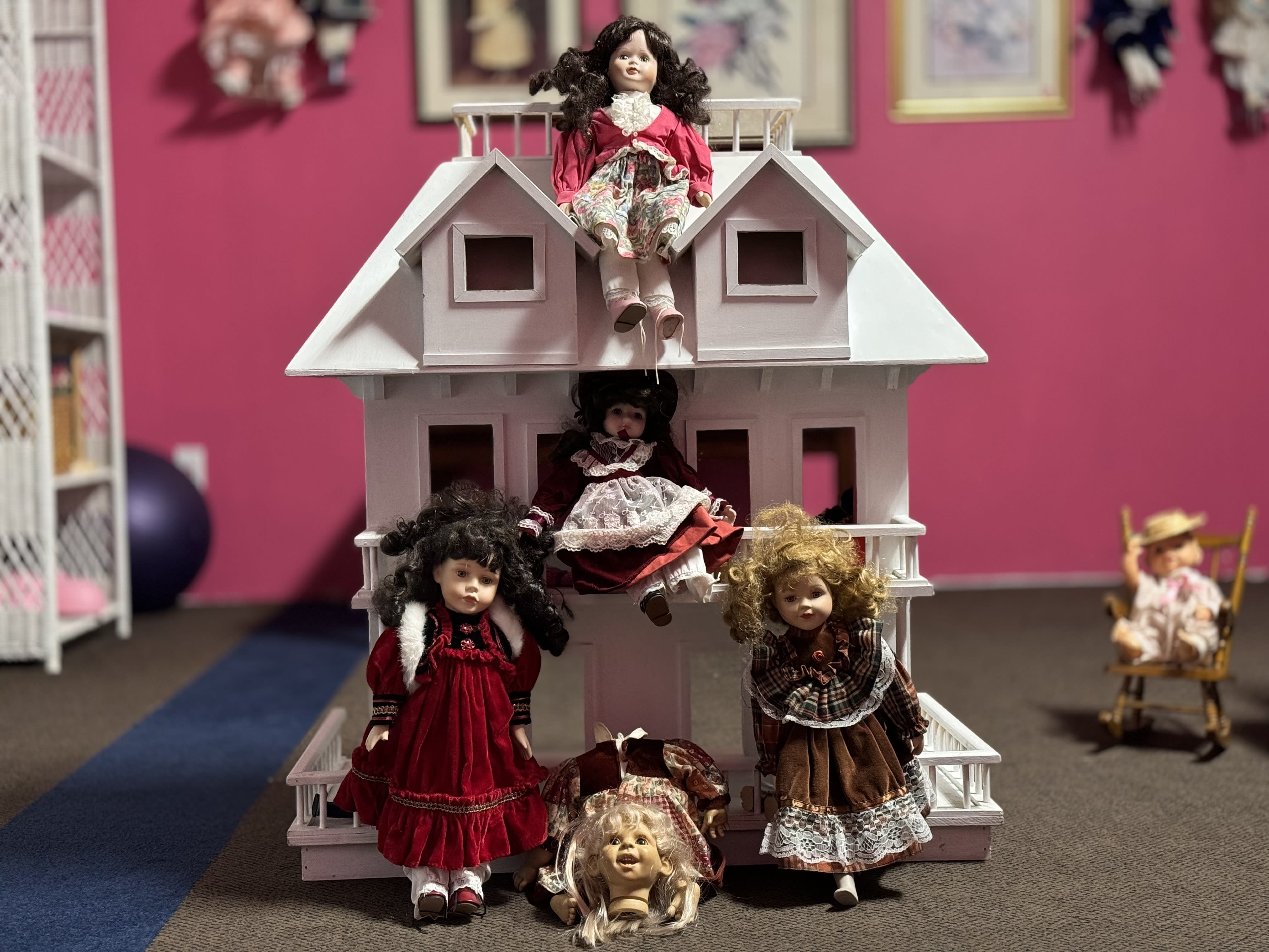 The Dollhouse Escape Room Breakout Escapes Niagara Falls