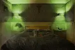 Zimmer 669 [Room 669]