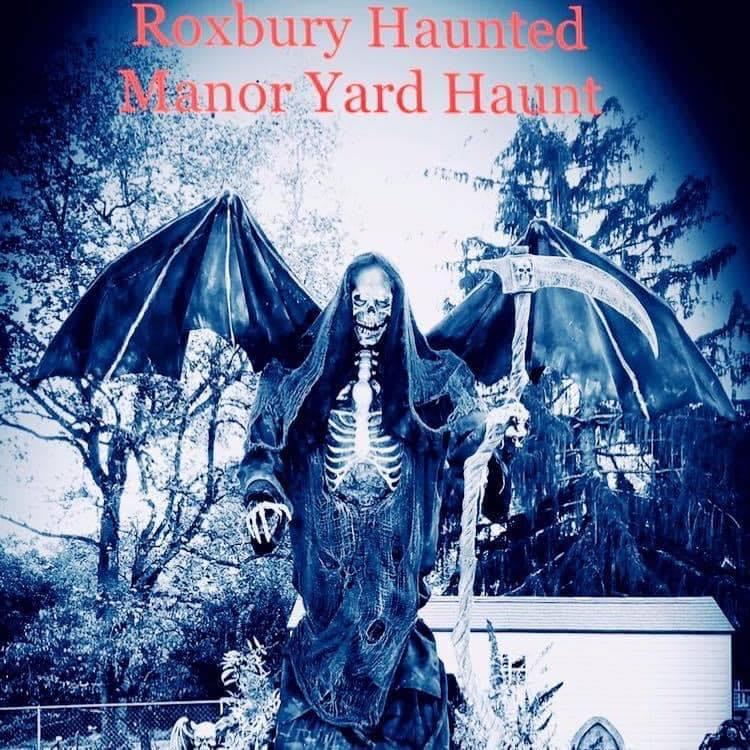 Roxbury Haunted Manor Yard Haunt
