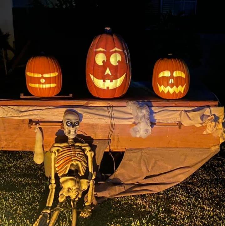 J Street Singing Pumpkins