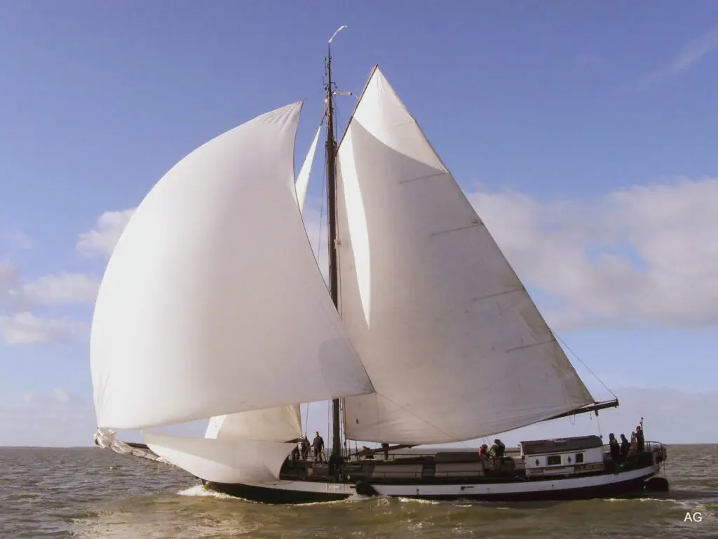 Zeilen met Escape Room aan Boord [Sailing with Escape Room on Board]