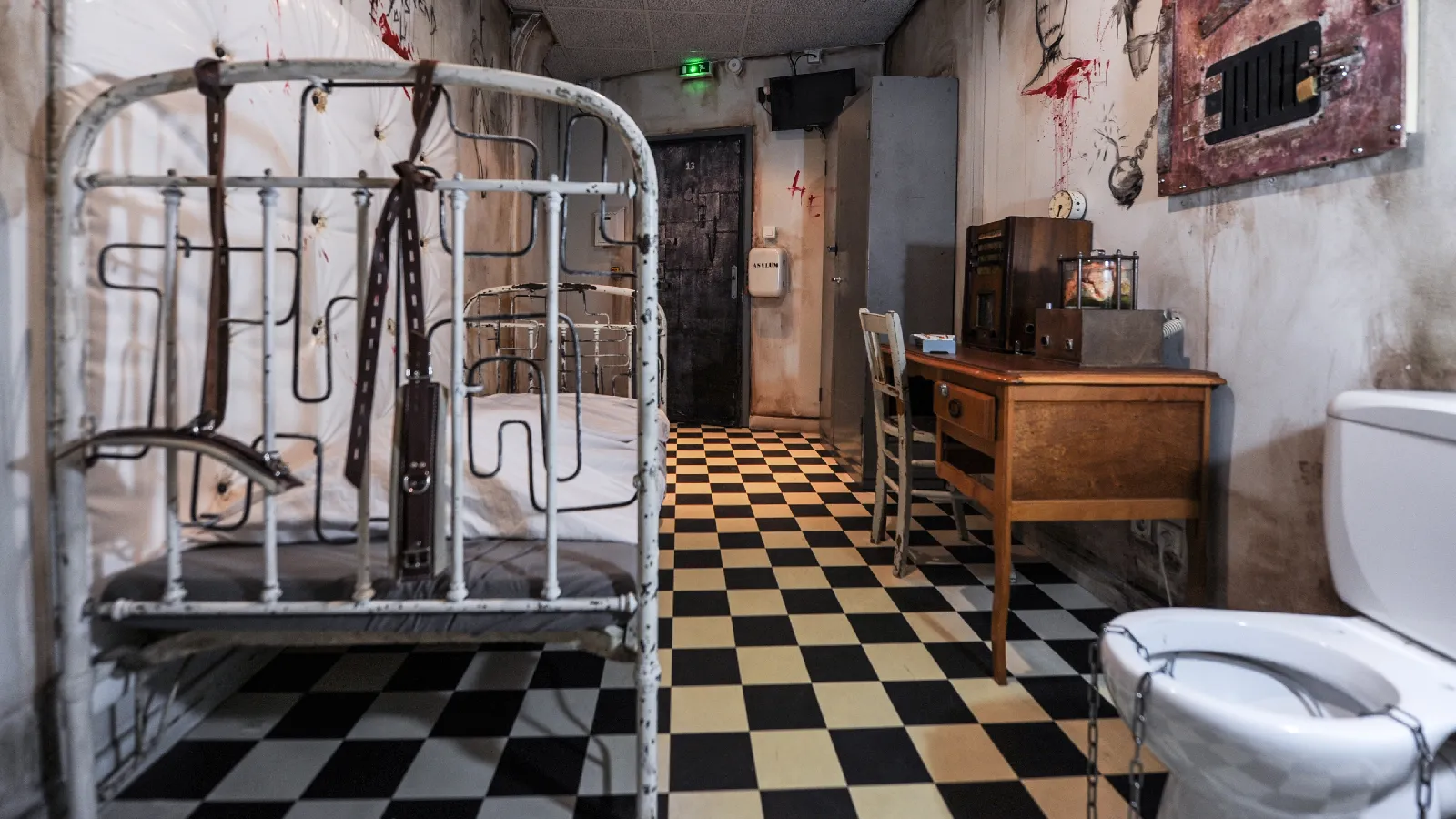 Asylum 1920