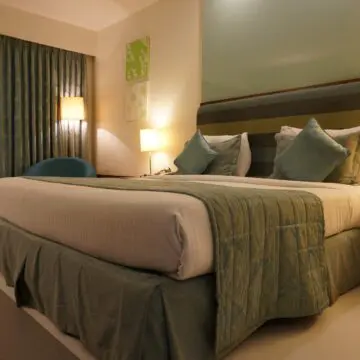 Zimmer 224 [Room 224]
