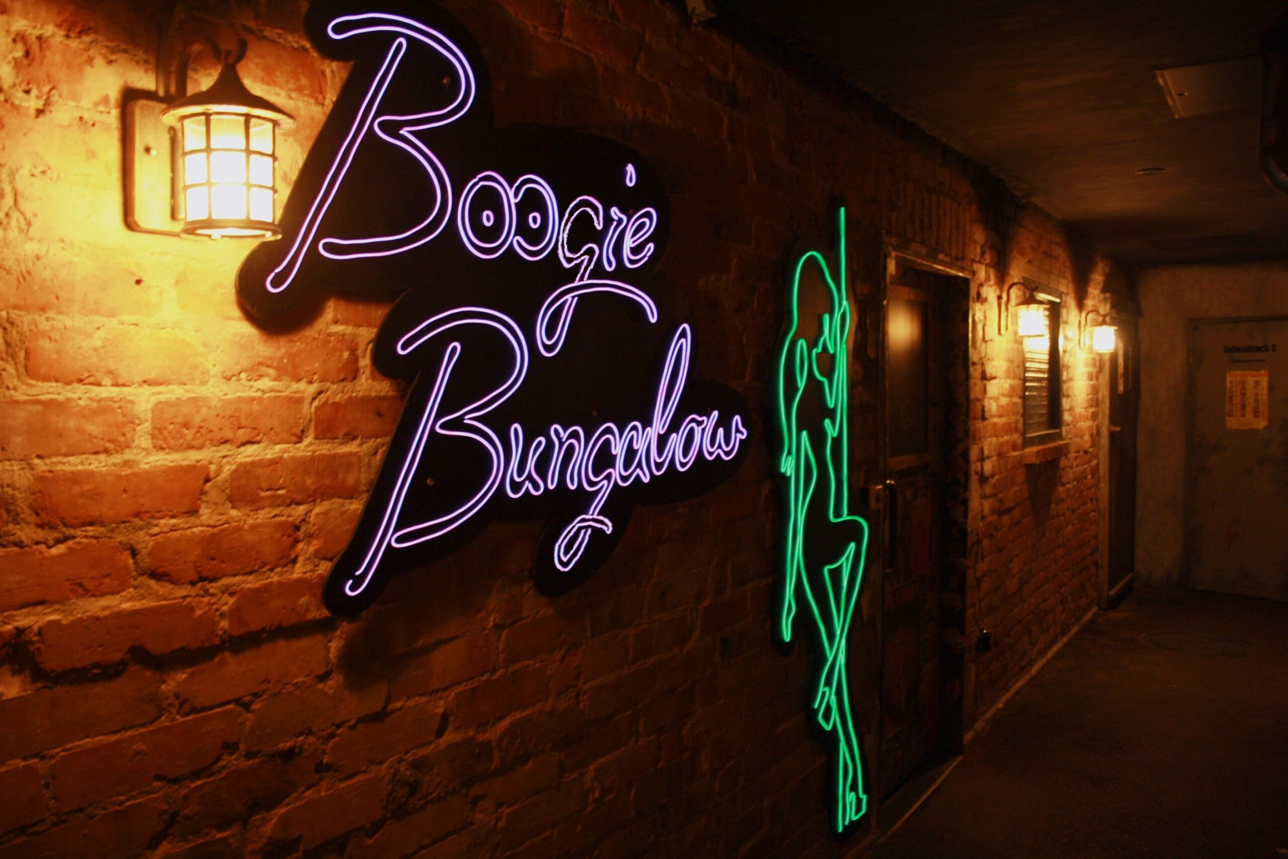 Boogie Bungalow