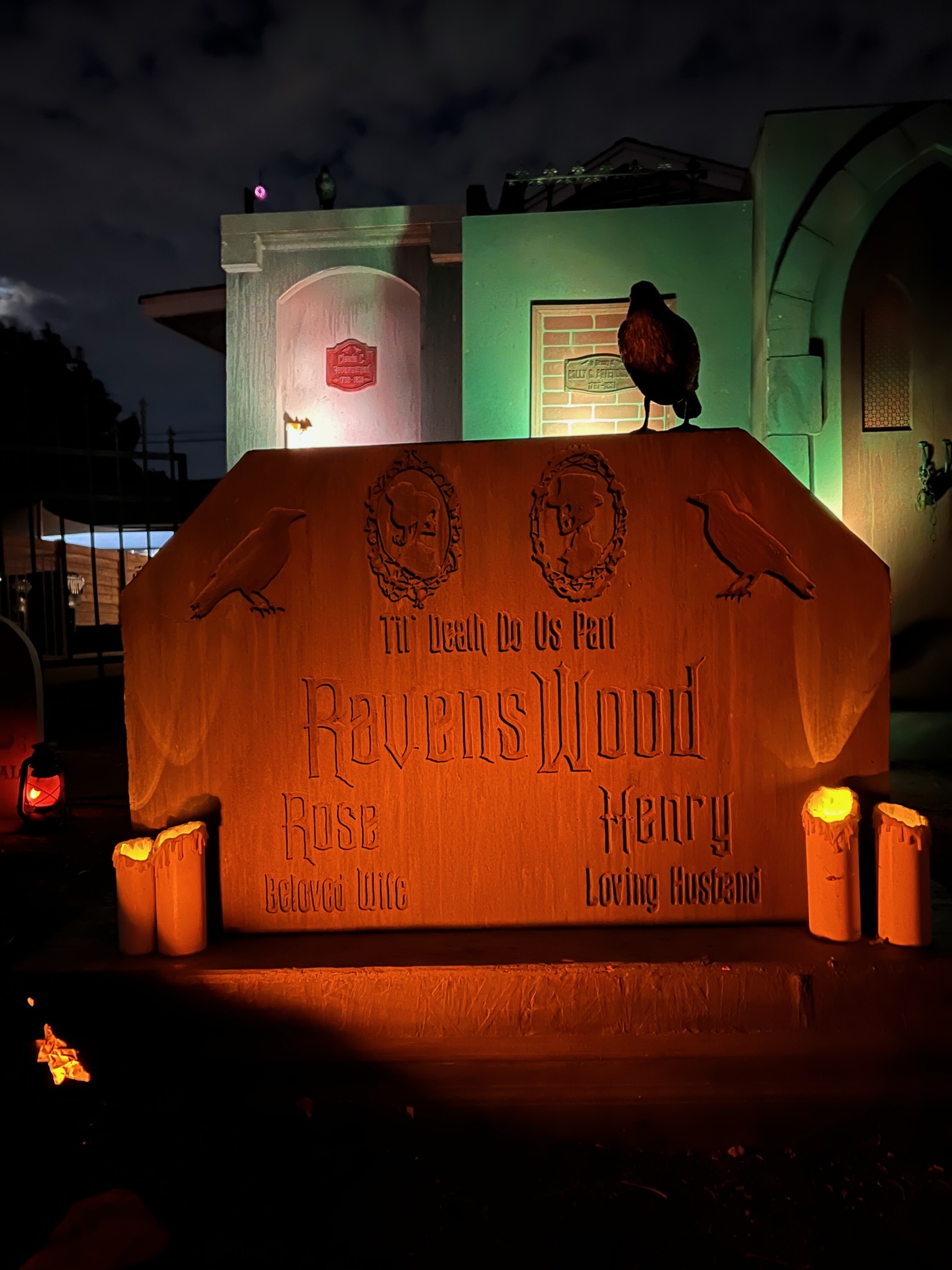 Ravenswood Manor