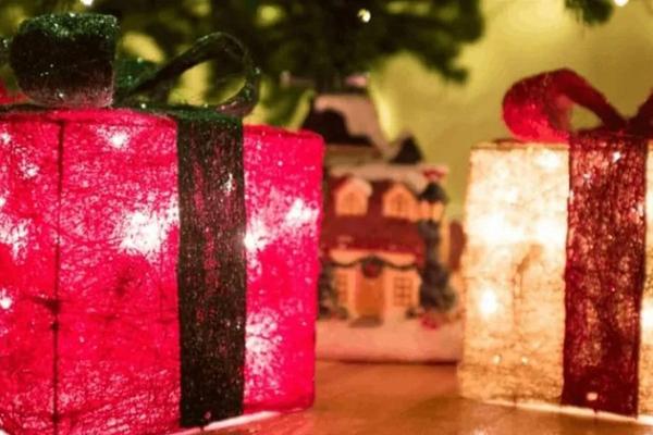 The Christmas Crisis